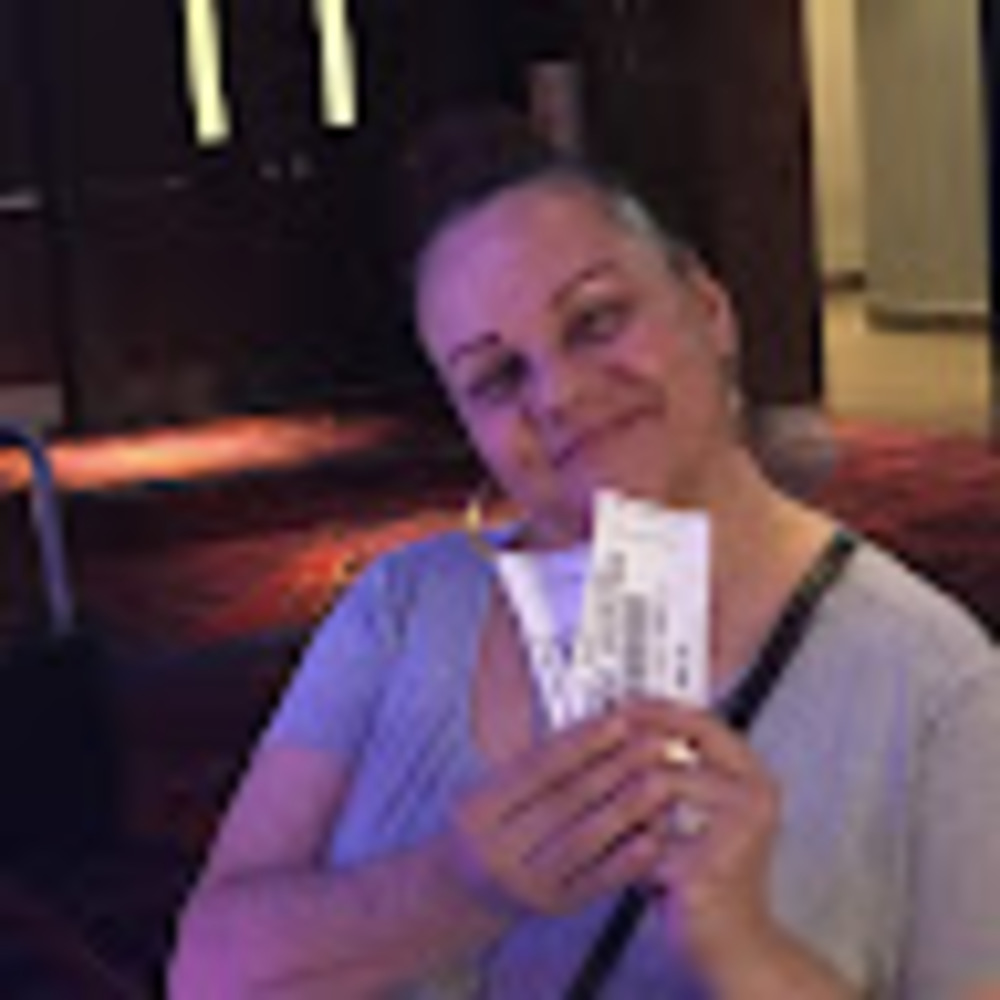 Meet your Posher, Naomi